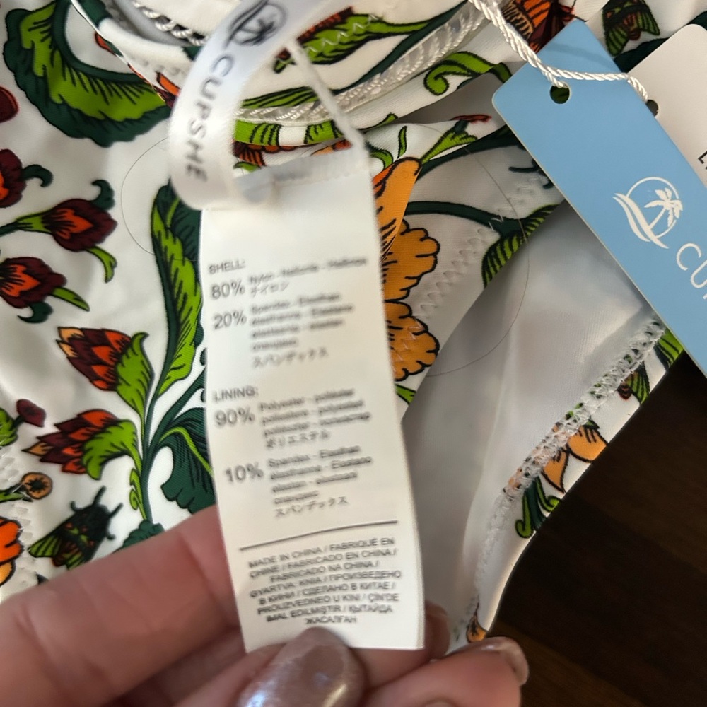 Bundle, Black and Floral Women's Bikini Set - Picture 6 of 8